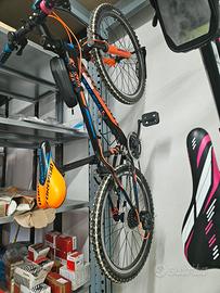 Biciclette Mountan bike ragazzo e ragazza