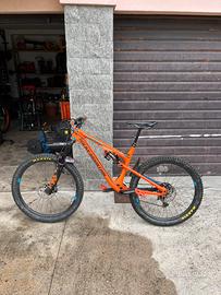 Rocky mountain altitude enduro M