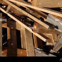 legname pallet che erano rotti 