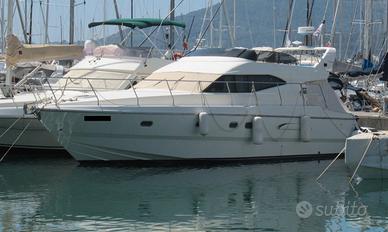 Azimut 43 Fly 1993 3 cabine