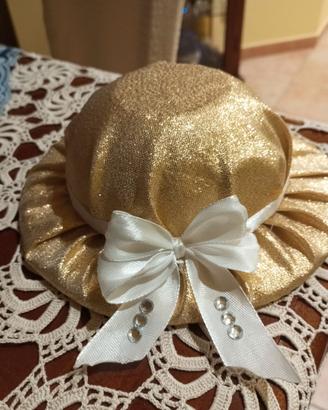 Cappello decorativo
