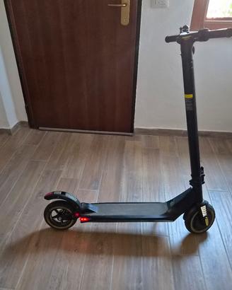 monopattino elettrico