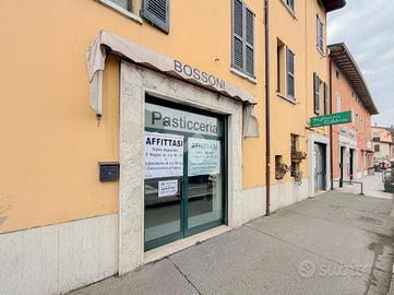 NEGOZIO A BRESCIA