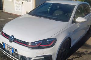 VOLKSWAGEN Golf 7ª serie - 2020