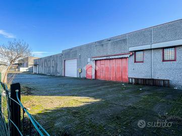 CAPANNONE A MANERBIO