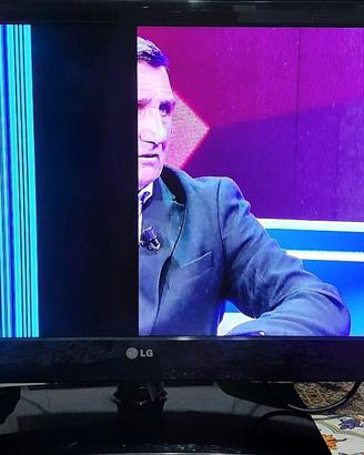 TV 32 pollici LG 32LV340A DIFETTOSA