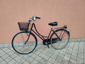 Bicicletta da 26 bordo con cesto meccanica perfett