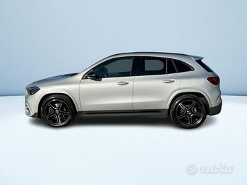 Mercedes GLA 200d ADVANCED PLUS