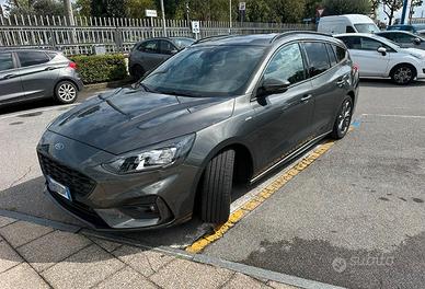Ford Focus SW st-line 1.5 ecoblue 120cv