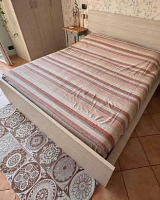 Letto matrimoniale