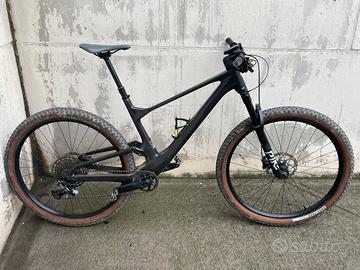 Scott Spark 940 2023  (meno di 1000km) TAGLIA L