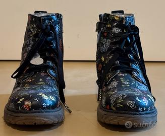 Stivaletti bambina fantasia floreale