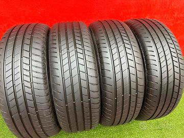 225 60 18 Gomme Estive 85-90% Bridgeston 225 60R18