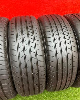225 60 18 Gomme Estive 85-90% Bridgeston 225 60R18