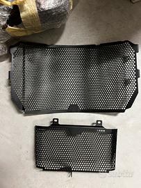 Yamaha mt 10 griglie radiatori