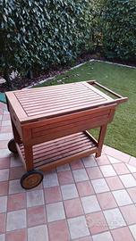 carrello porta vivande in legno