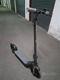 monopattino elettrico Mercedes 