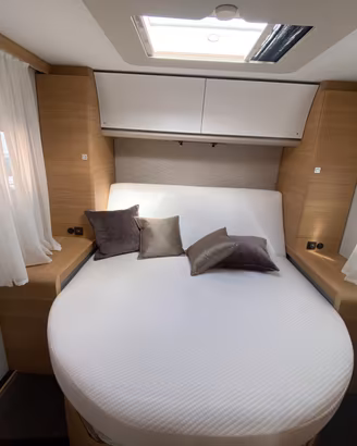 Adria Sonic Plus 700 DC