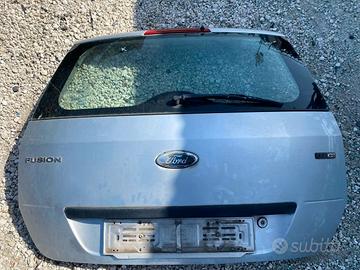 Ford Fusion 2002> Portellone