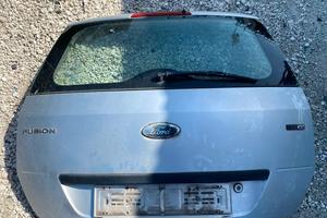 Ford Fusion 2002> Portellone
