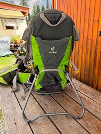 Due zaini trekking porta bimbi marca Deuter