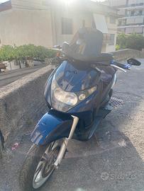 Beverly 125