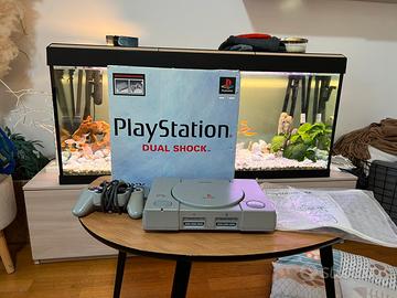 PlayStation 1 fat SCPH-9002 boxata + omaggi