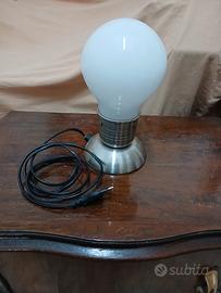 lampada da tavolo