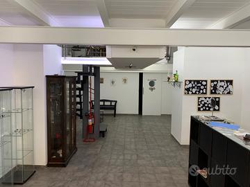 Castellammare Di stabia Negozio centrale