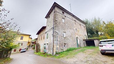 CASA INDIPENDENTE CON GIARDINO, A SAVIGNO.