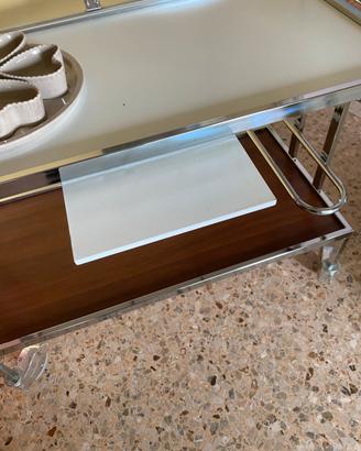 Carrello porta vivande