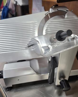 Affettatrice OMS Capri 350 trifase