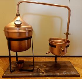 Distillatore con Provetta di saggio e Alcolometro