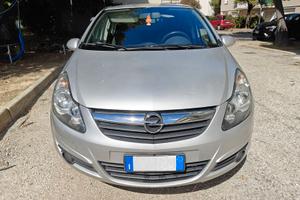 Opel corsa D 1.2 Gpl leggi bene