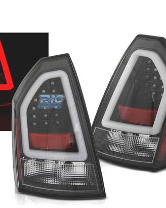 FANALI PER CHRYSLER 300C 05-08 A LED TUBOLARI NERI