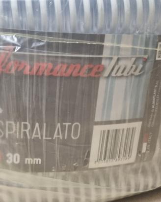 Tubo flessibile con raccordo
