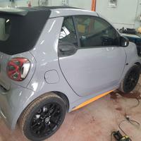 OSCURAMENTO E SOSTITUZIONE VETRI AUTO