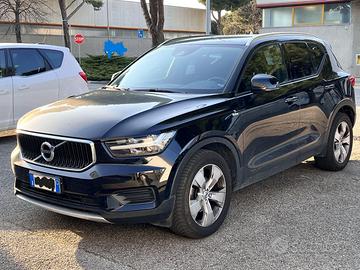 Volvo XC40 business plus in perfette condizioni