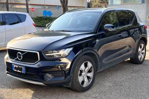 Volvo XC40 business plus in perfette condizioni