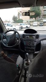 Toyota Yaris verso ricambi