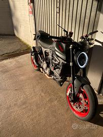 Ducati Monster 937 Plus
