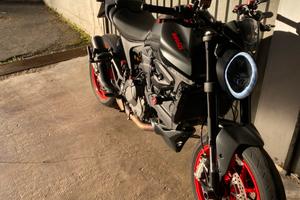 Ducati Monster 937 Plus