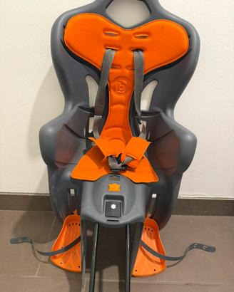 Seggiolino bici posteriore fino a 22kg