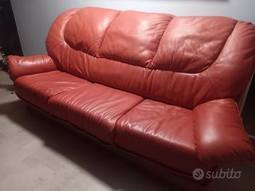 Set divano 3 posti e 2 poltrone