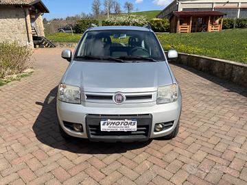 Fiat Panda 1.3 MJT 16V DPF 4x4 Climbing OK NEOPATE
