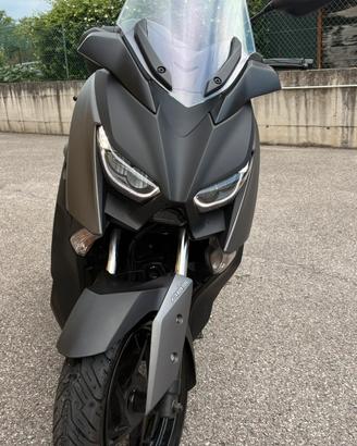 Yamaha XMax 300i