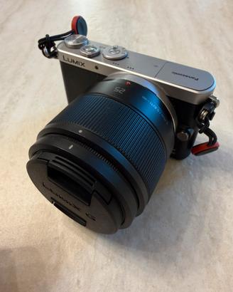 Lumix gm1+25mm
