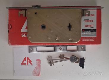 Serratura per portone blindato