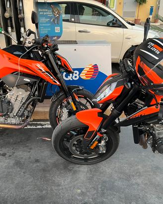 ktm Duke 890