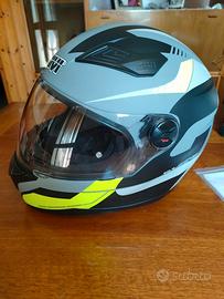 Casco GIVI